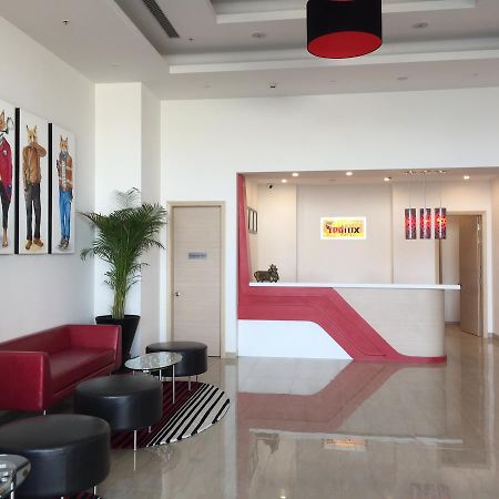 Red Fox By Lemon Tree Hotels, Sector 60, Gurugram Gurgaon Exterior foto